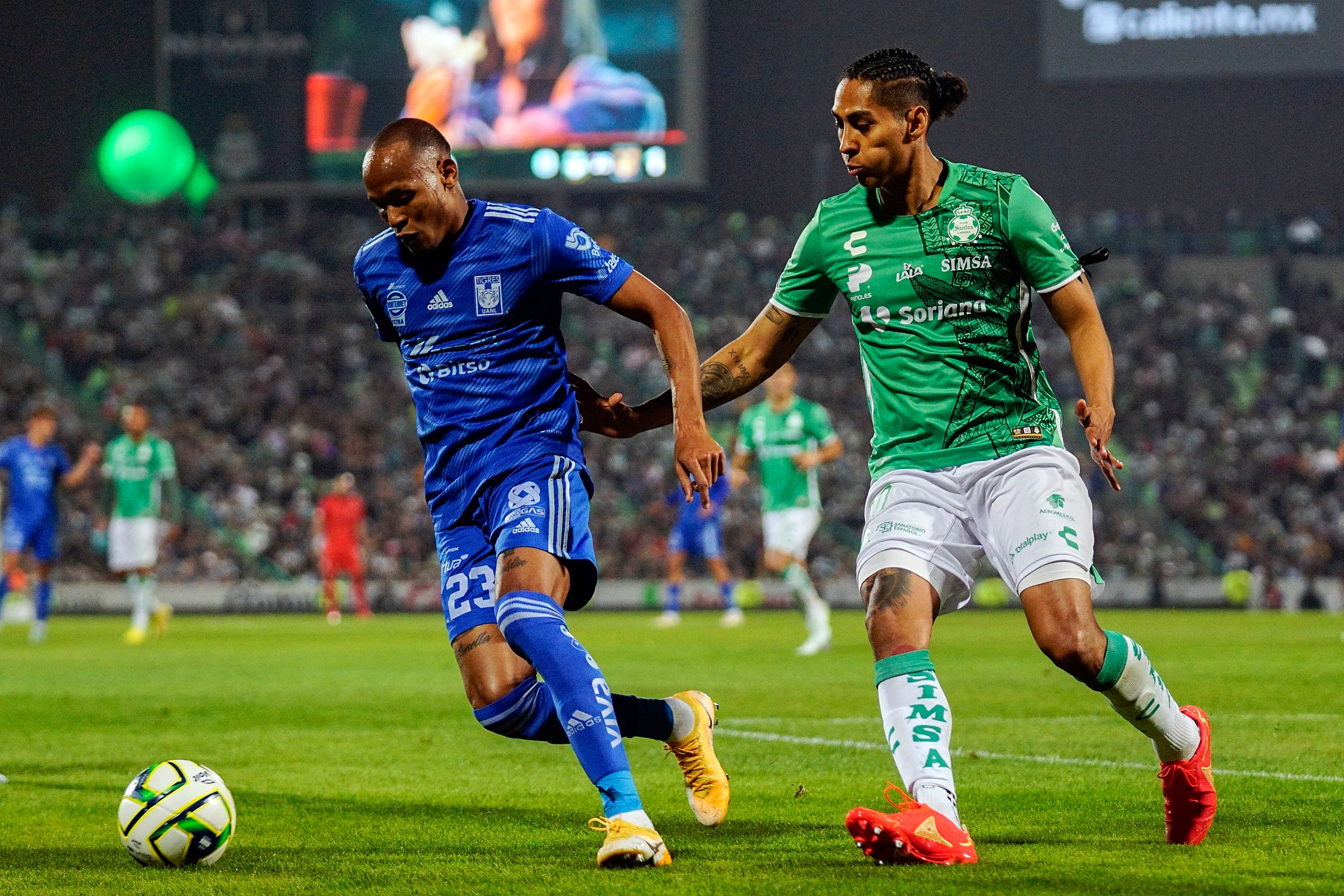 Luis Quiñones anotó un gol en el estreno de Tigres en la Liga MX 2023. EFE/Víctor Cruz