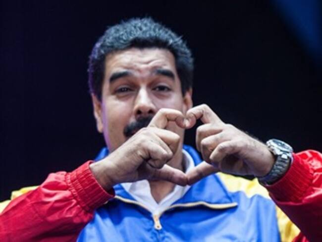 Maduro afirma que Colombia cooperará con su país para combatir el contrabando