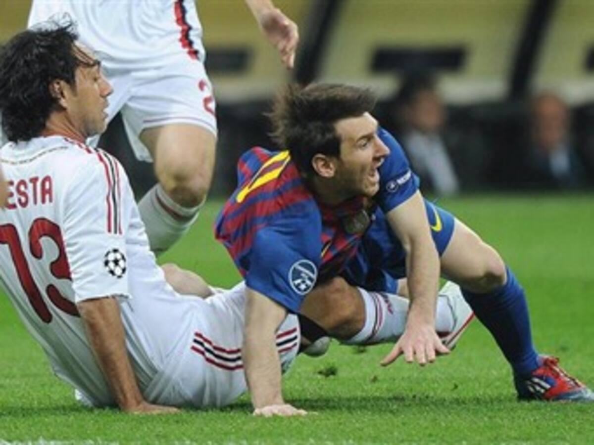 Barcelona presentó queja a la UEFA por mal estado de la cancha en San Siro