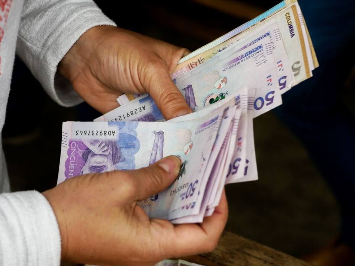 ¿Adelantar o no el pago de la prima?: le contamos qué implicaría