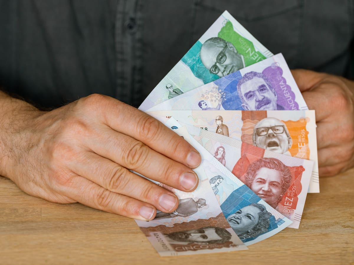 Aumento del salario mínimo en 2025, ¿cómo quedaría si sube el 6%? Fechas claves y más