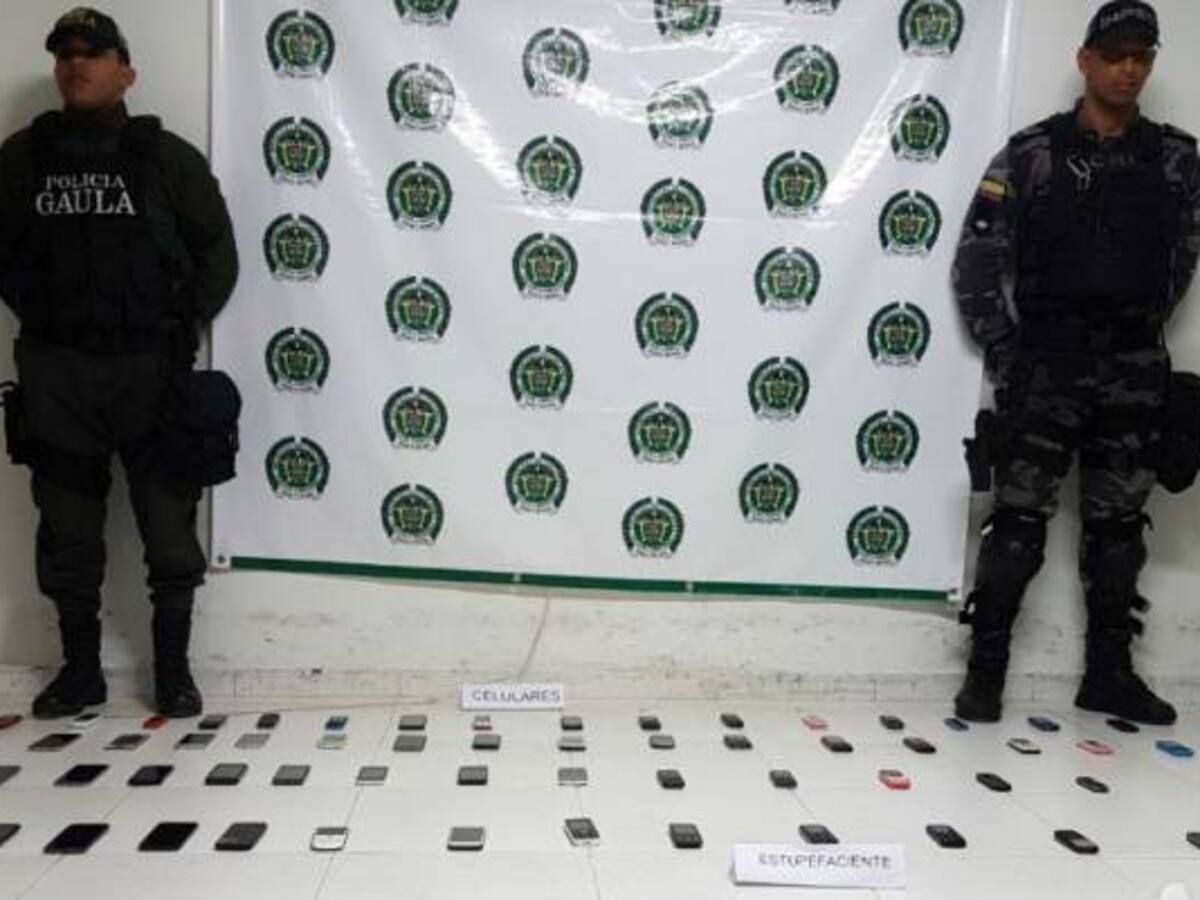 Incautan celulares y drogas dentro de la cárcel Rodrigo de Bastidas