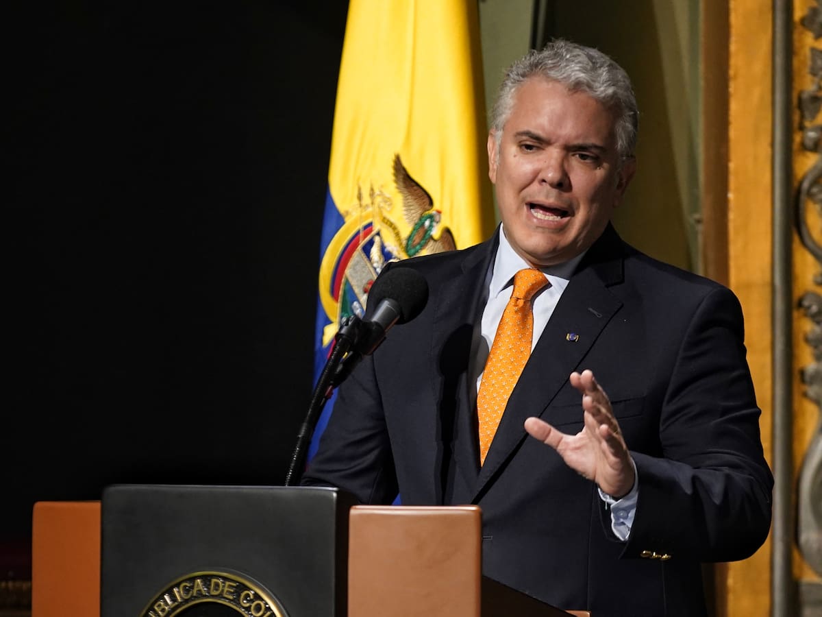 “De qué me hablas viejo”: mayoría del Congreso a Iván Duque