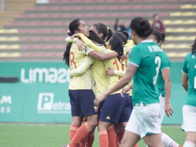 La Selección femenina empató con México y clasificó a las semifinales
