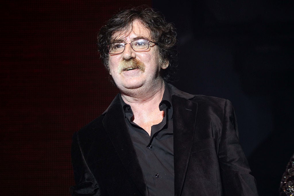 BUENOS AIRES, ARGENTINA - MAY 21:  Charly Garcia performs with Ratones Paranoicos during a concert on May 21, 2010 in Buenos Aires, Argentina. (Photo by Gustavo Munoz/LatinContent via Getty Images)