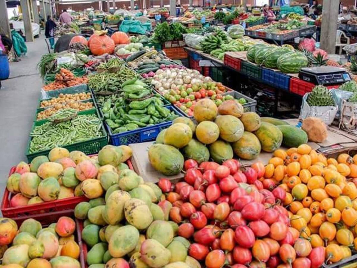 Pese al aumento del salario mínimo, los precios siguen altos en la plaza de mercado de Tunja