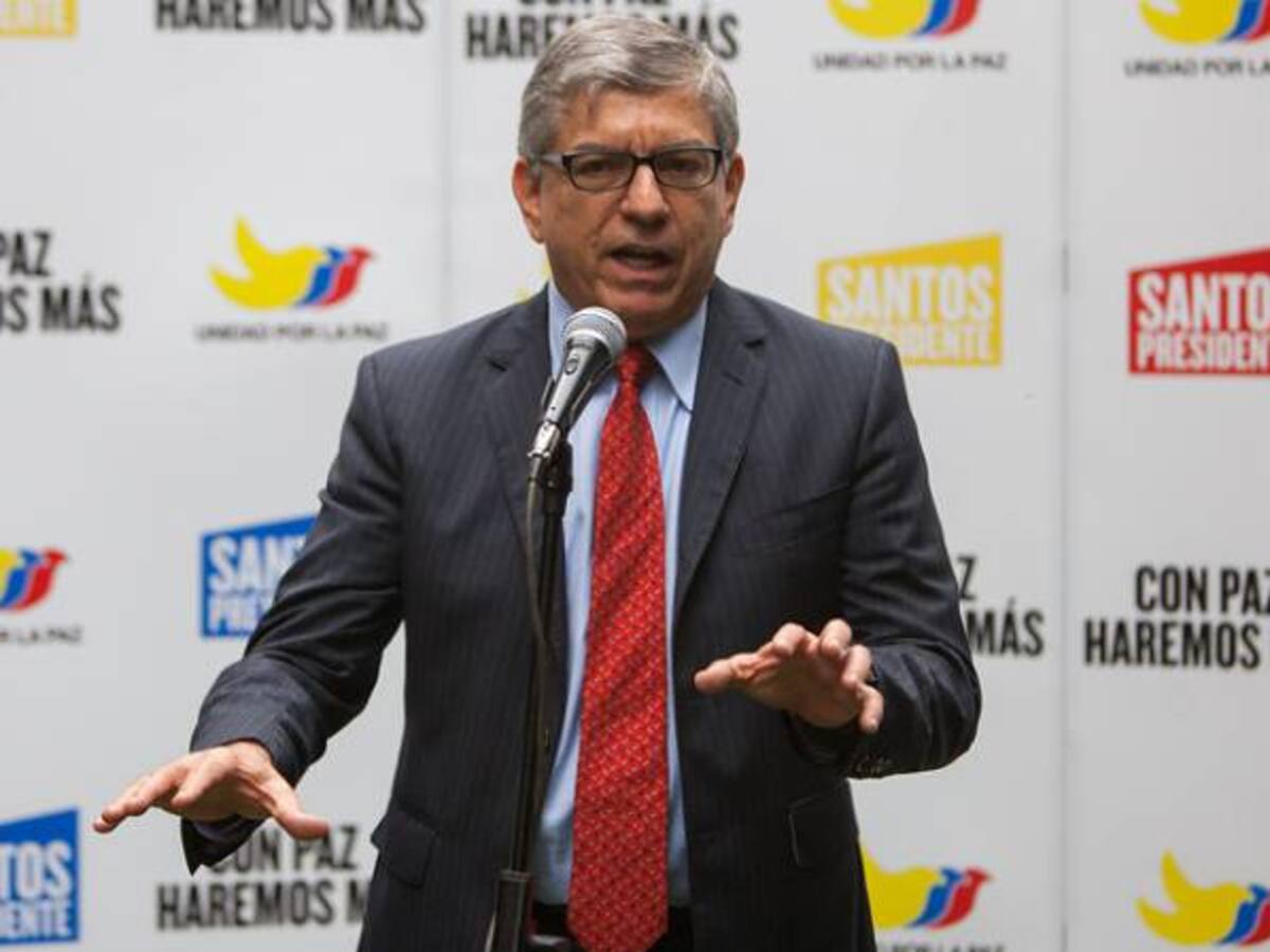 Había que escoger entre hacer la paz o seguir la guerra: Gaviria