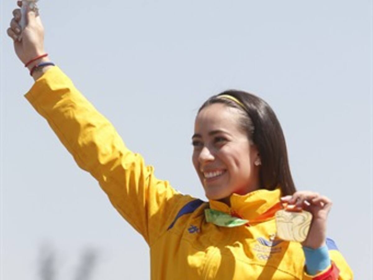 Mariana Pajón y Carlos Oquendo, primeras medallas de oro para Colombia