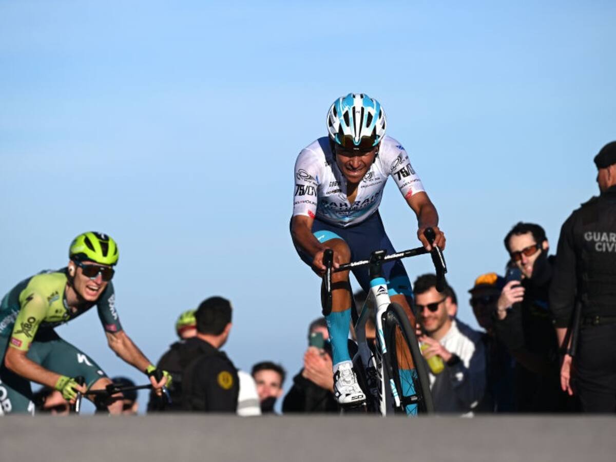 Santiago Buitragro, segundo en la prueba reina de la Vuelta a la Comunidad Valenciana