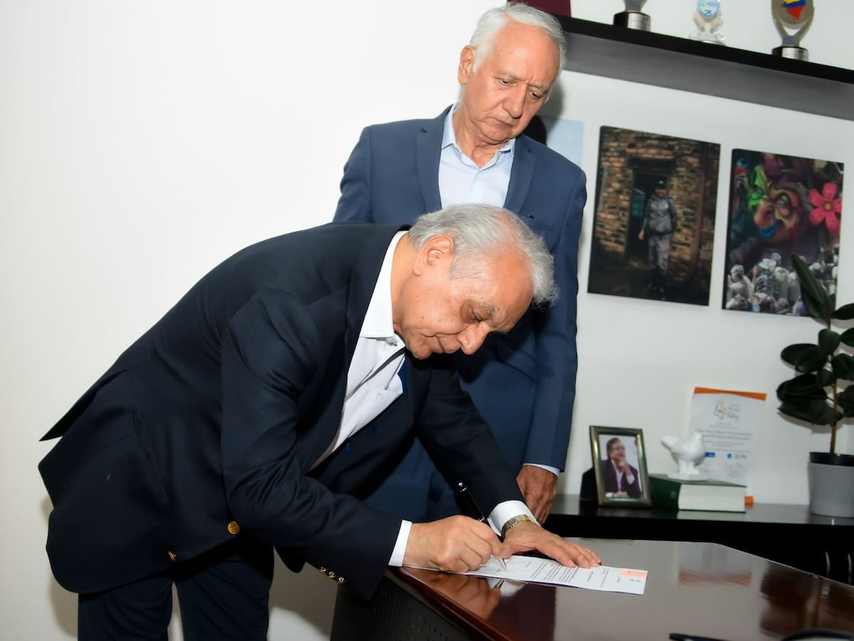 Exinterventor de Nueva EPS, Bernardo Camacho es el nuevo Superintendente de Salud