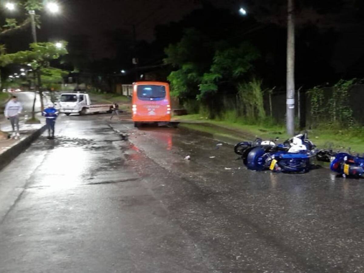 Conductor de una buseta arrolló a cuatro personas
