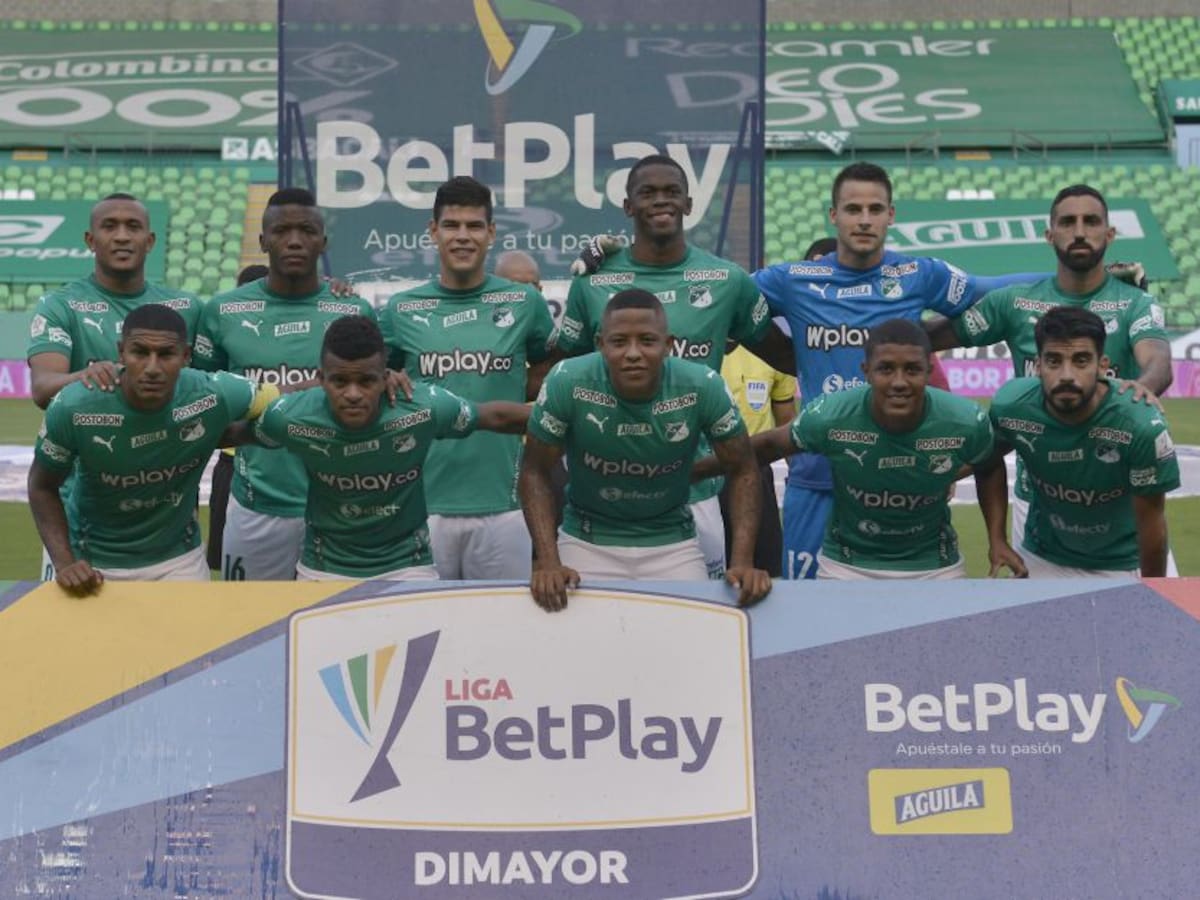 Lamentable: "Hinchas" atacaron con piedras el bus del Deportivo Cali