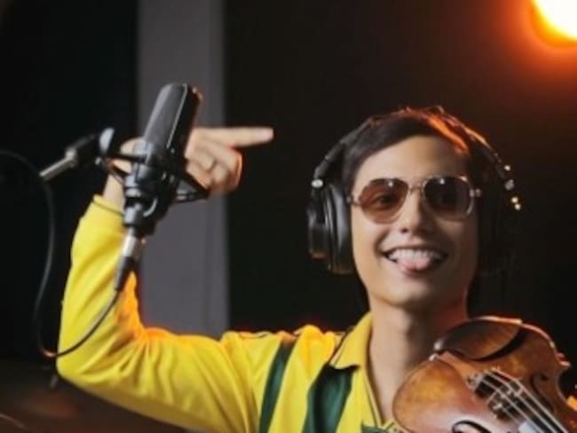 Carlos Torres el ‘violinista cumbiero’ que se volvió viral en Bucaramanga