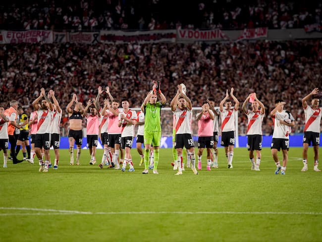 Emotivo acompañamiento a River Plate en su llegada a Cúcuta / Getty Images