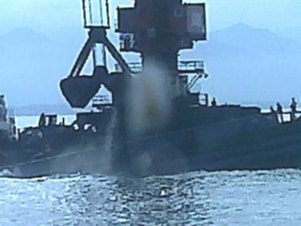 Se acaba el cargue de carbón con barcazas que generó la emergencia en Ciénaga, Magdalena