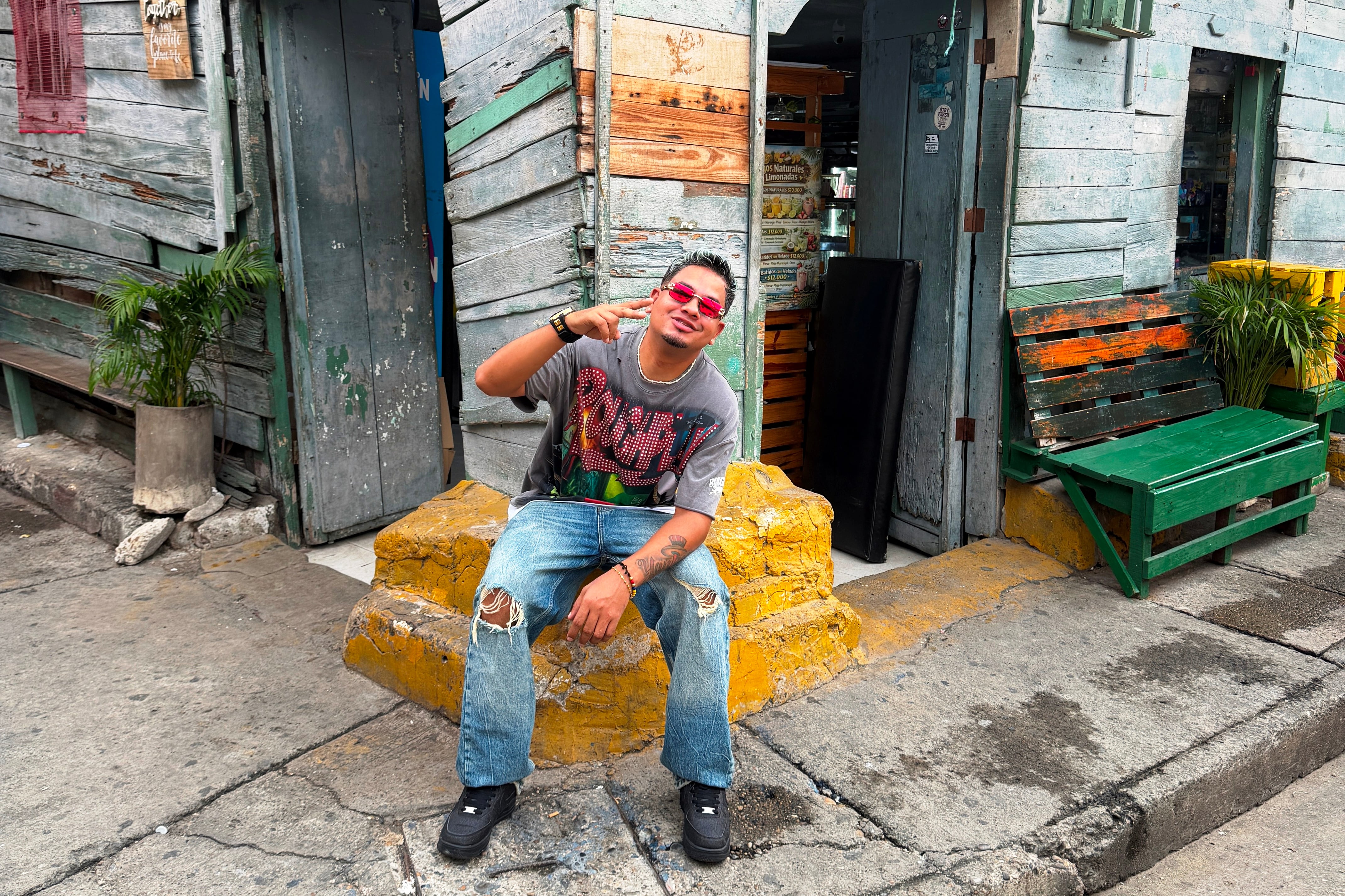 Yanky, ‘La Mente Maestra’, presenta su nuevo sencillo “El Traqueto”