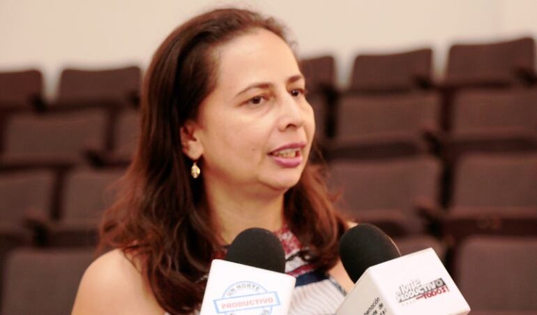 Fabiola Cáceres secretaria de educación