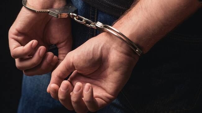 Investigadores del CTI Seccional Huila capturaron a siete personas investigadas por supuestos sobrecostos en una obra del Barrio Rosario en Oporapa. Foto: Getty Images
