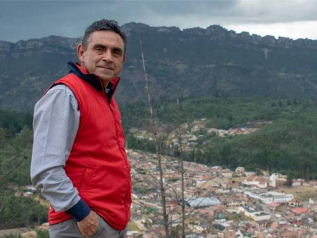 Por unos 300 votos, concejal habría ordenado asesinar al alcalde electo