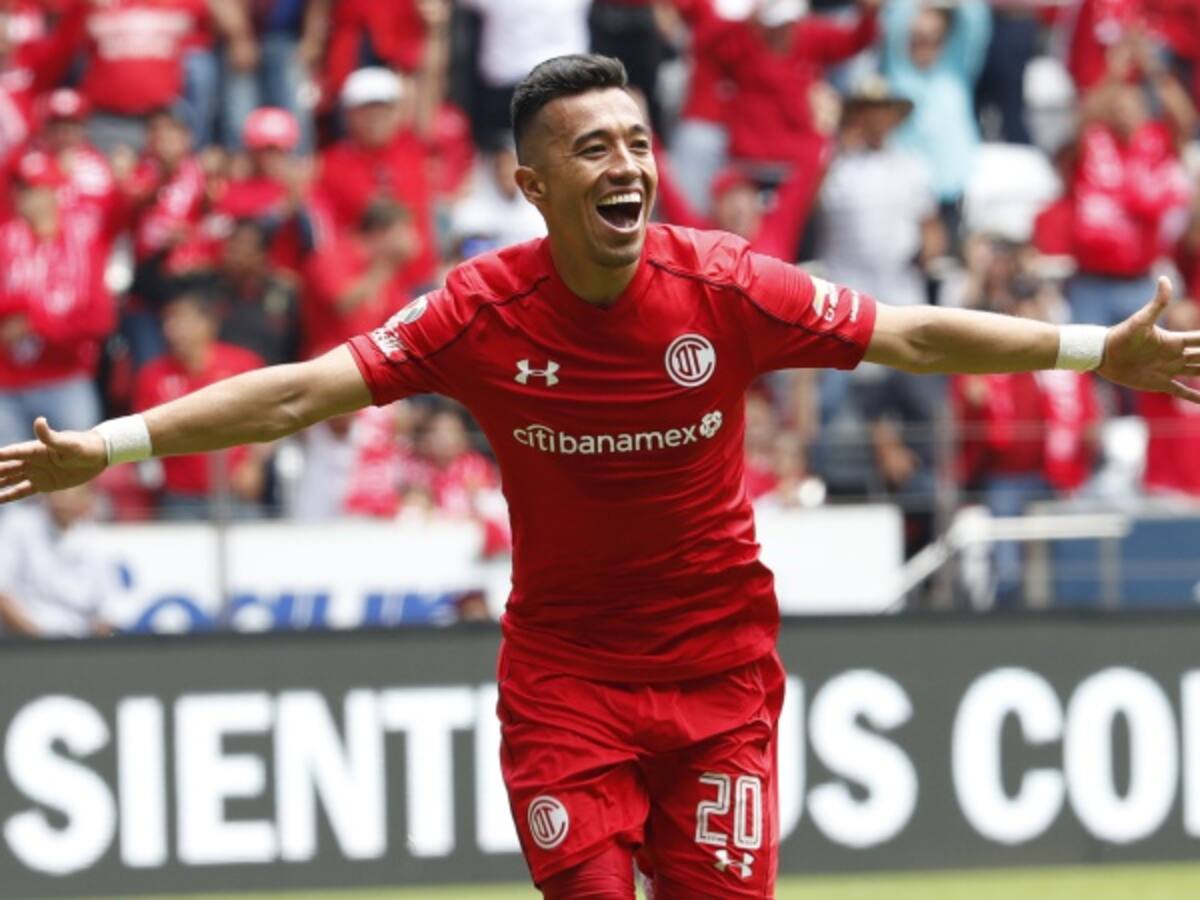 Un triplete de Fernando Uribe mete al Toluca a la final de la Liga MX
