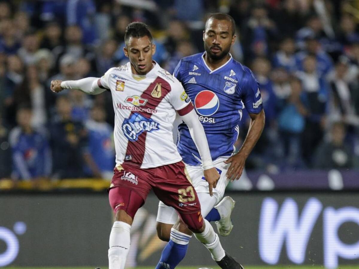 ¿Tiene equipo? La novela de Alex Castro parece llegar a su final