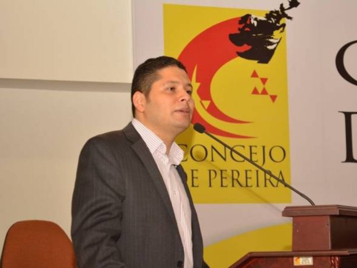 Consejo de Estado ordena devolverle su curul de concejal a Fernando Pineda