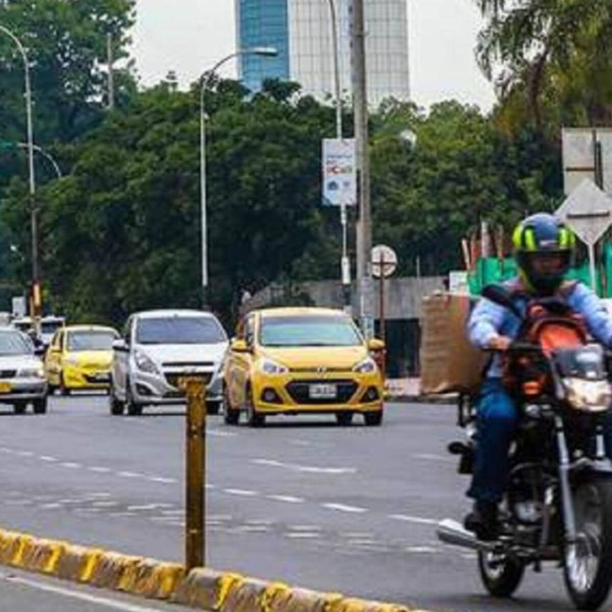 Comercio de Cali continúa con pico y cédula y se retoma el pico y placa