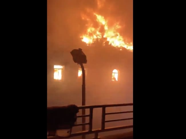 Incendian el Palacio de Justicia Municipal en Tuluá