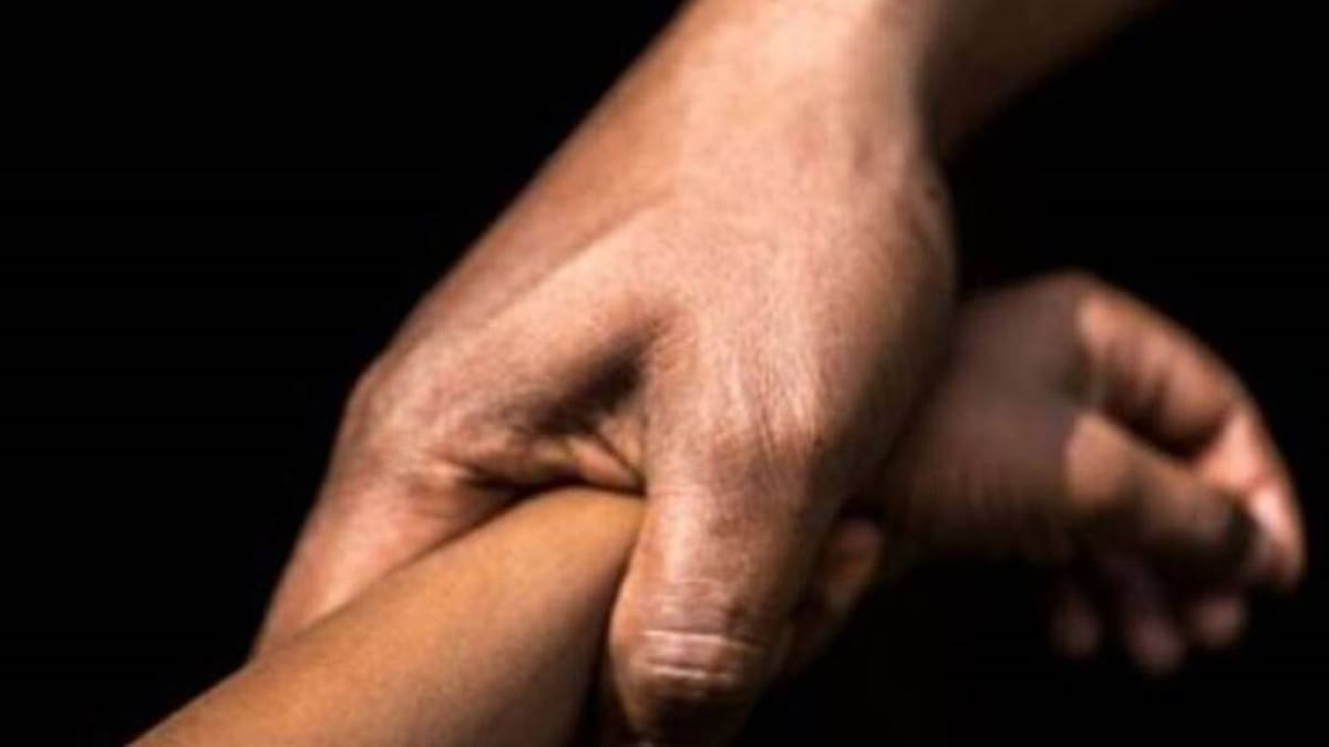 Capturado extranjero señalado de explotar sexualmente a menores en entornos escolares de Medellín