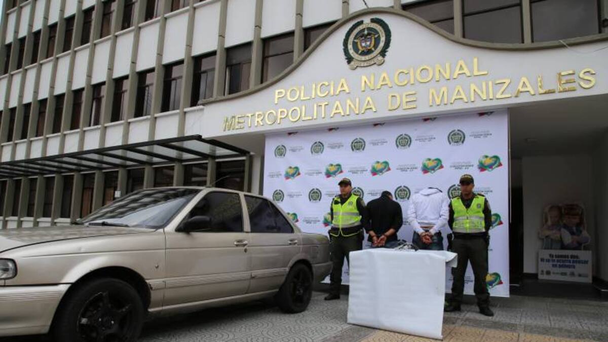 Capturan a dos personas en la comuna ciudadela de norte porte ilegal de armas