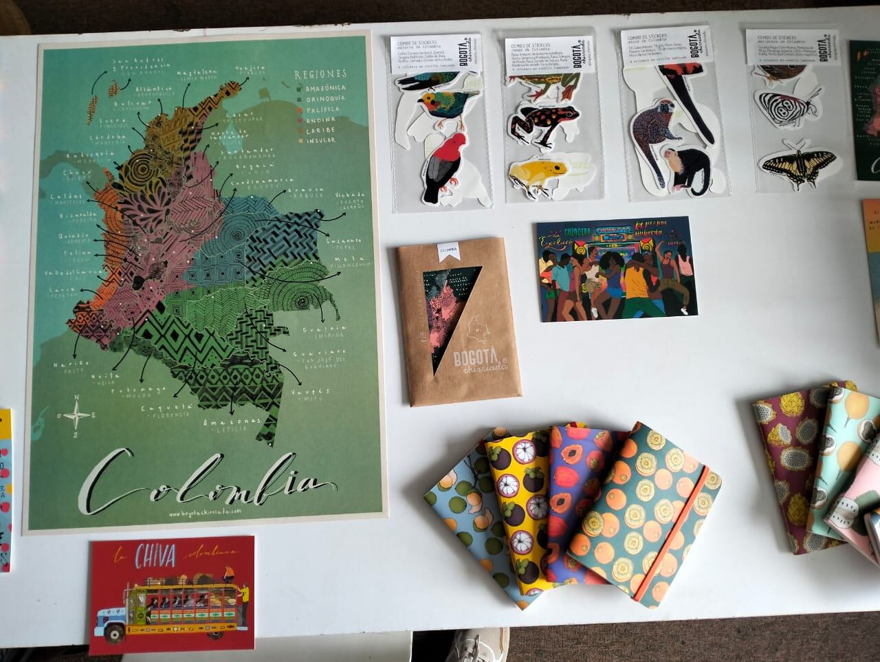 Productos del emprendimiento "Bogotá Chirriada".