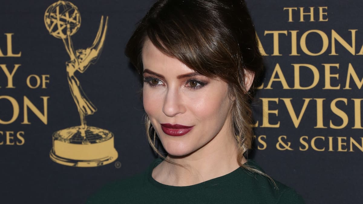 “Entre más hablo respecto a esto, más seguridad me da”: Linsey Godfrey, sobre la salud mental