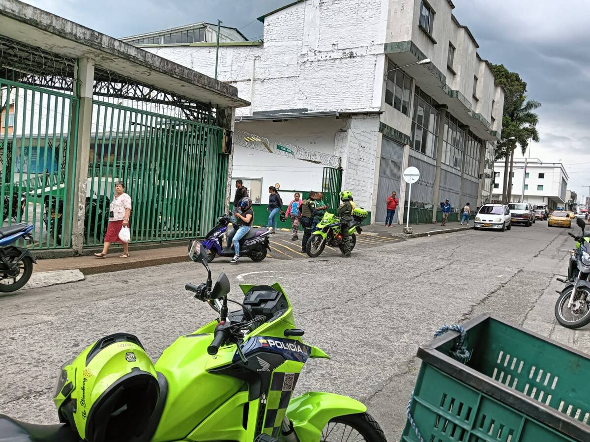 Un líder comunal y una mujer resultaron heridos por ataque a bala en el centro de Armenia