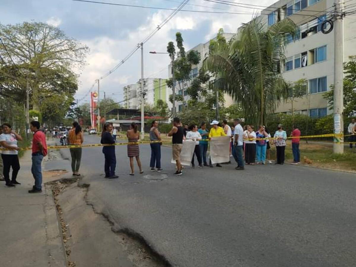 En Ibagué la comunidad protesta por la falta de agua