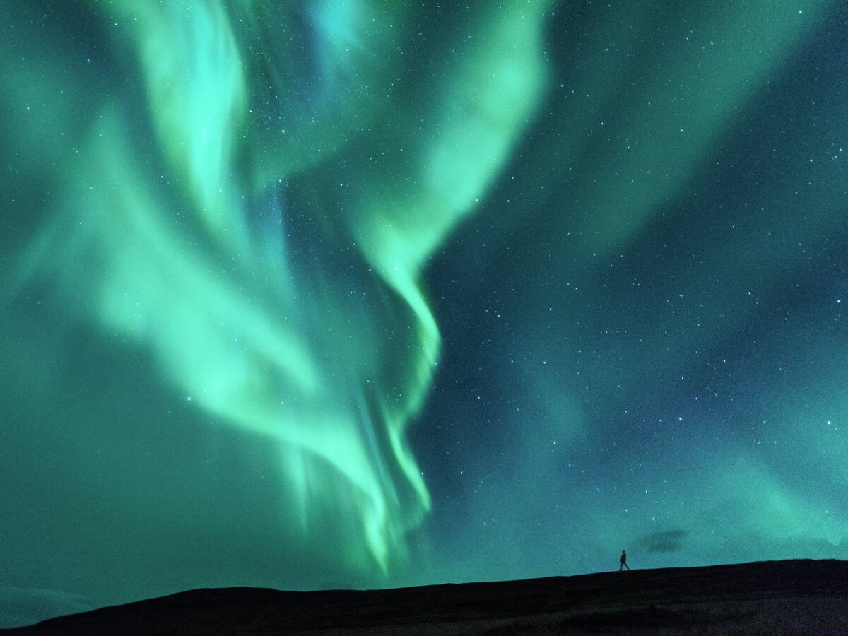 Nueva tormenta solar impactará la Tierra hoy generando auroras boreales: ¿dónde se verán?