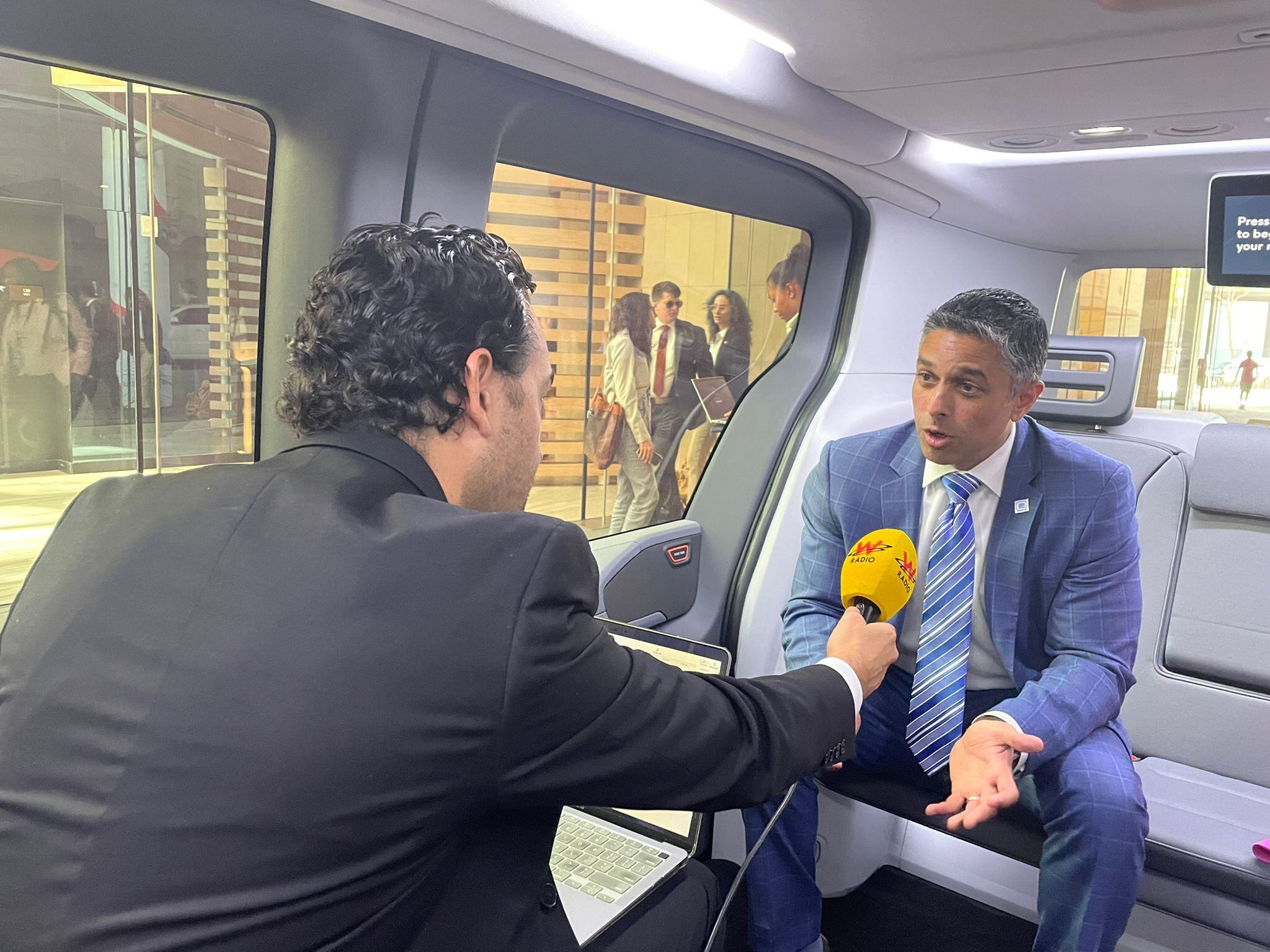 Shilpan Amin, presidente de General Motors International, conversó en La W. Foto: Ismael Triviño.