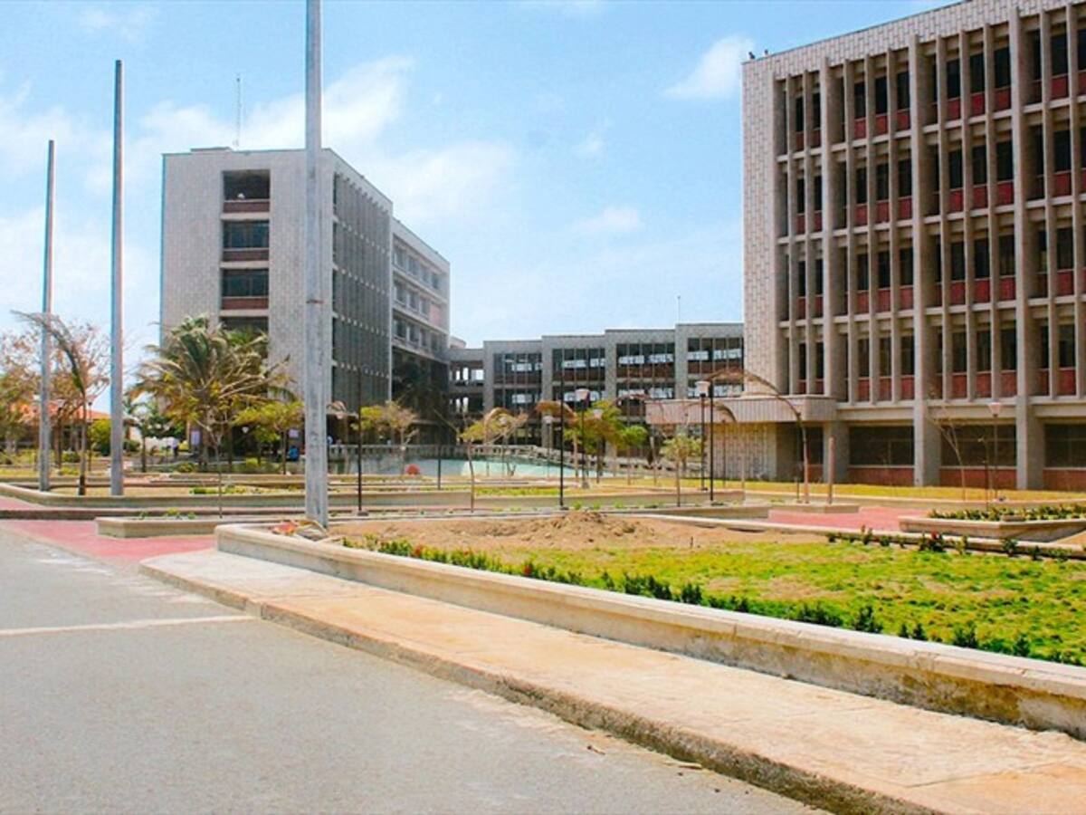 Estudiantes de Uniatlántico convocan plantón para exigir salida de rector Carlos Prasca