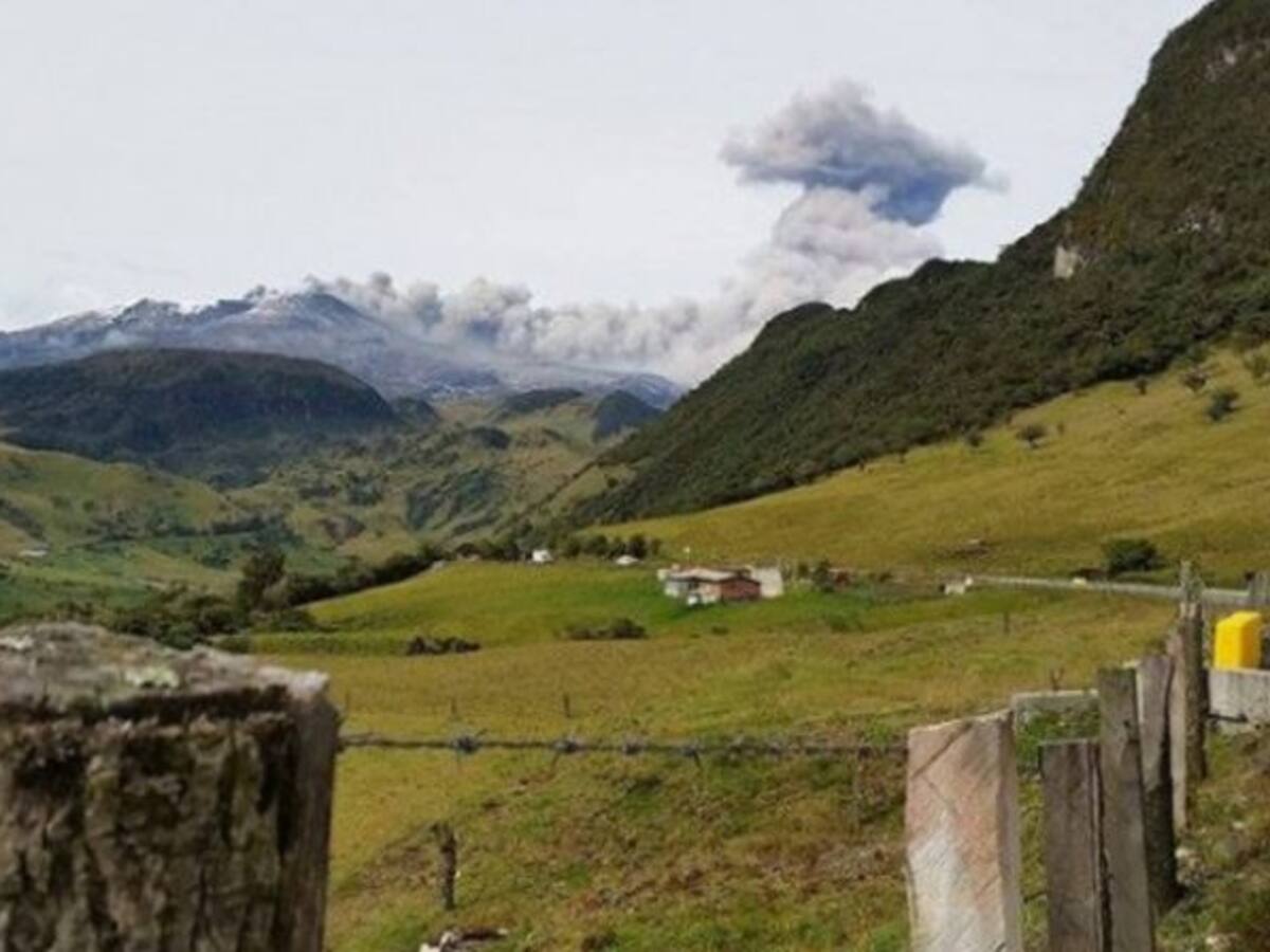 Alcalde de Murillo frente actividad del Nevado del Ruiz: “Ya empezamos a evacuar familias”