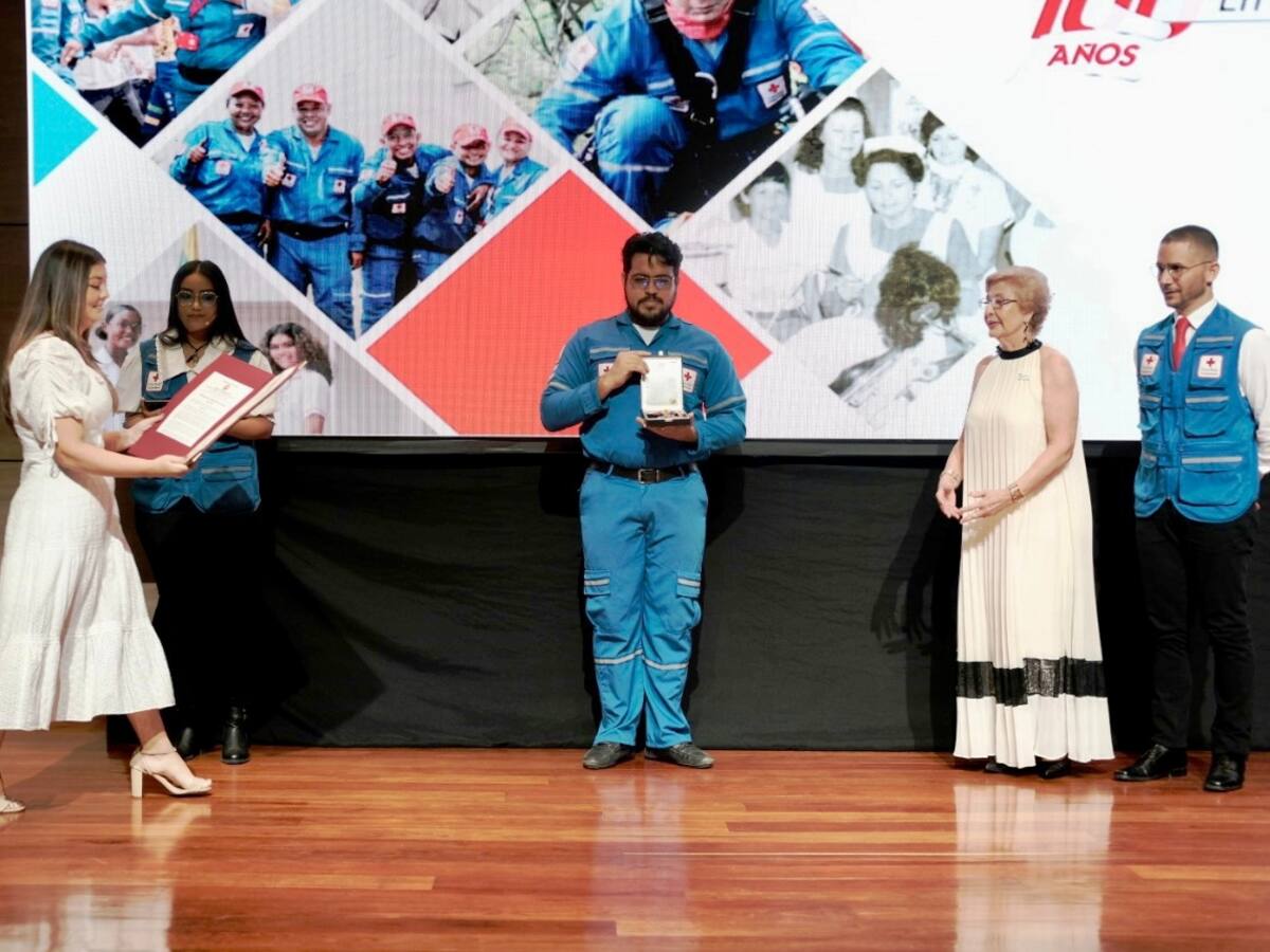 Reconocimiento a la Cruz Roja seccional Bolívar por sus 100 años de servicio