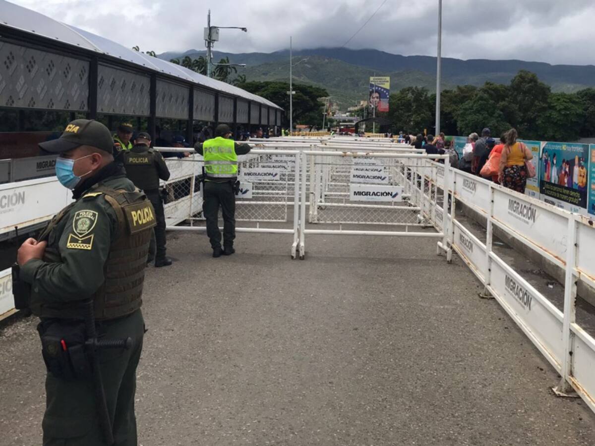 Venezuela no permitió el paso de connacionales a votar