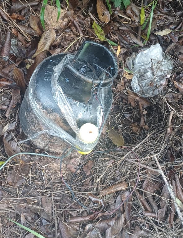 Las autoridades investigan quiénes estarían detrás de la instalación del explosivo. Foto: Policía Antioquia.