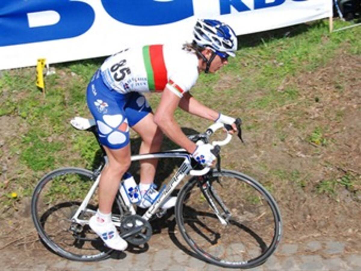 Hutarovich gana la segunda etapa de la Vuelta a España, Canvendish sigue líder