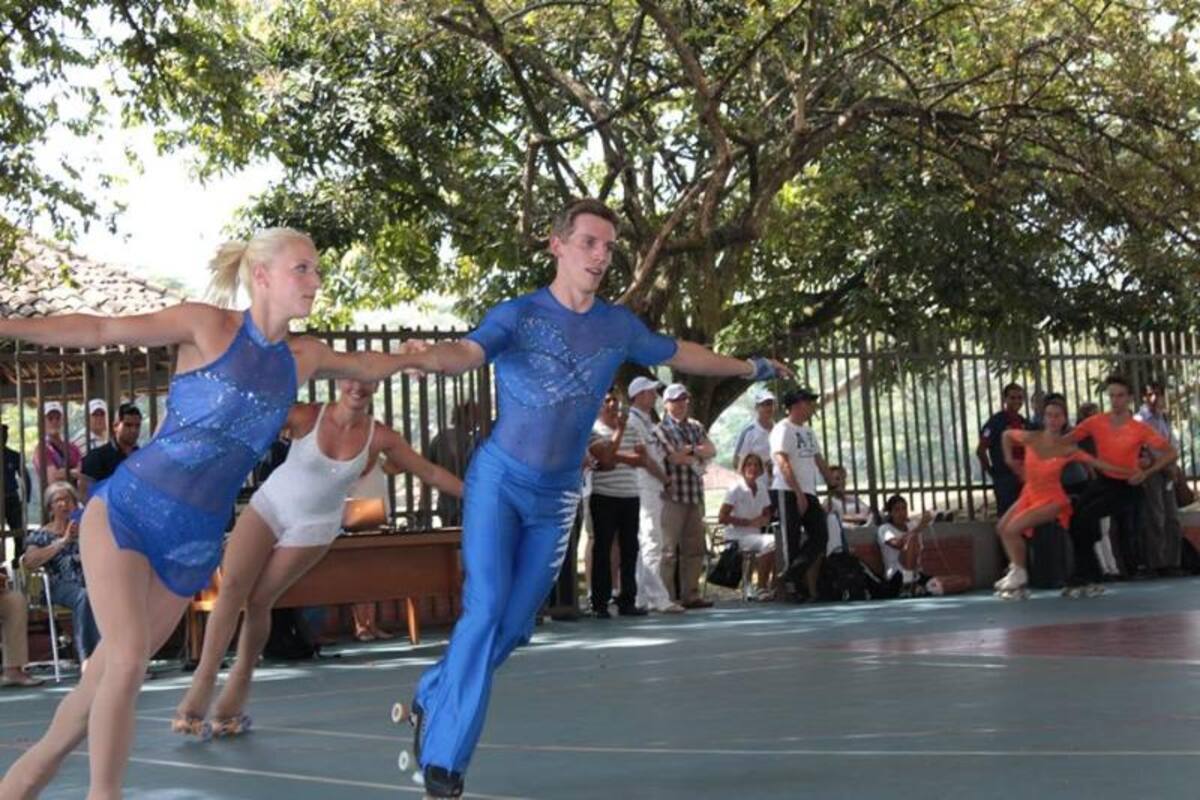 El colegio Alemán de Cali participa activamente en los Juegos Mundiales reciviendo a todos los deportistas que vienen de Alemania.