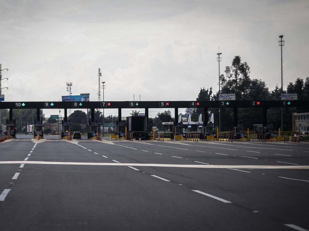 La advertencia de Petro a las concesiones que aumenten el precio de los peajes