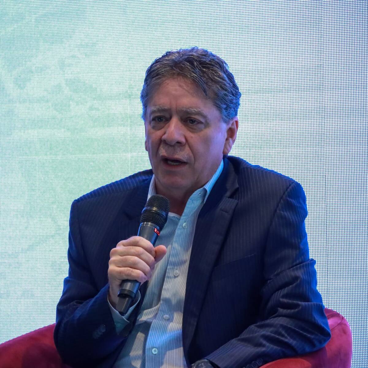 “Se han corregido aspectos de la reforma laboral, pero no lo importante”: Bruce Mac Master