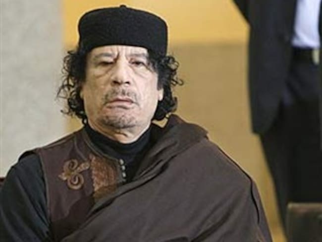 Gadafi culpa a Al Qaeda de la violencia y la sublevación en su país