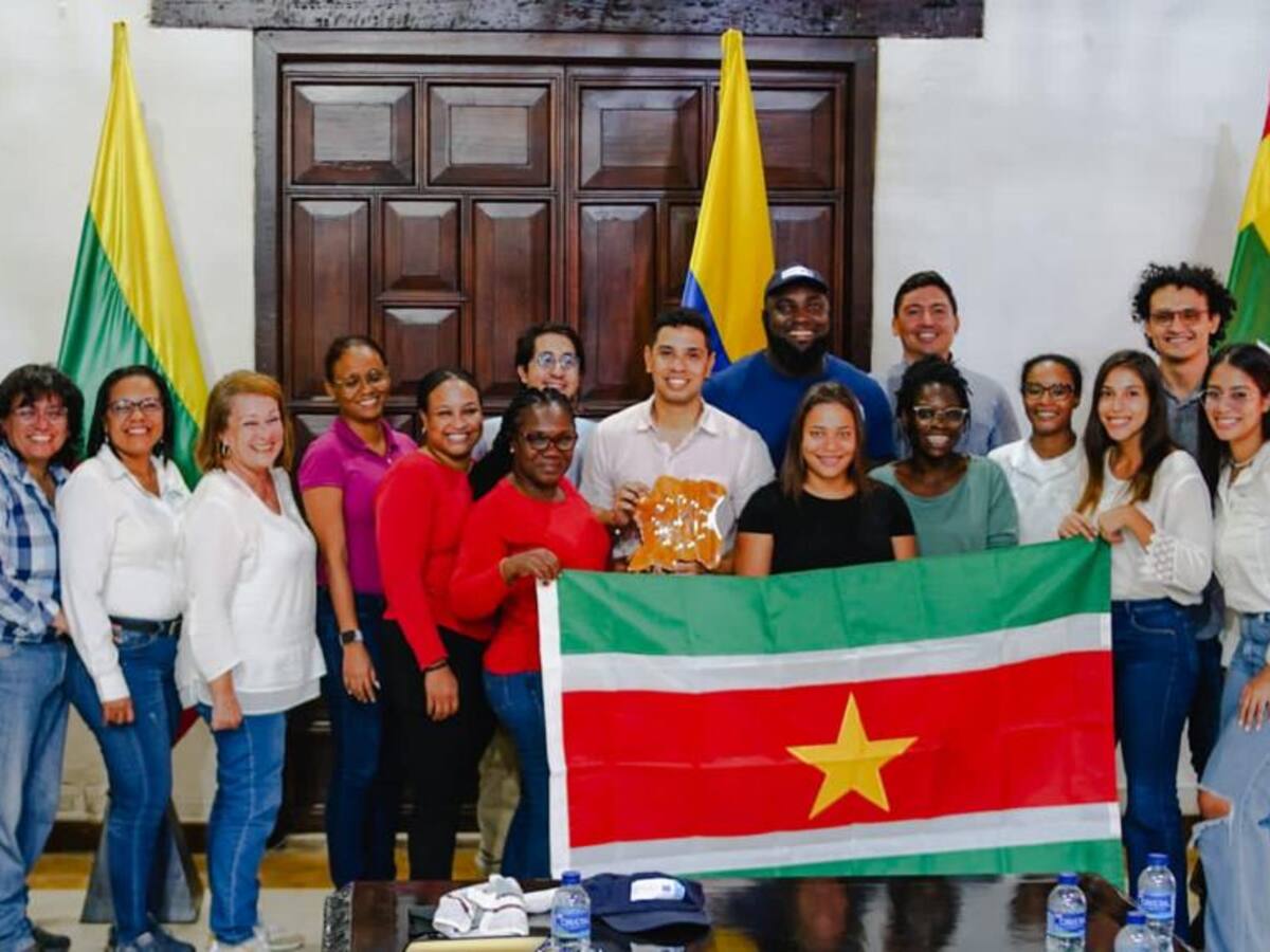 Surinam y Colombia comparten experiencias en Gestión Integral del Recurso Hídrico