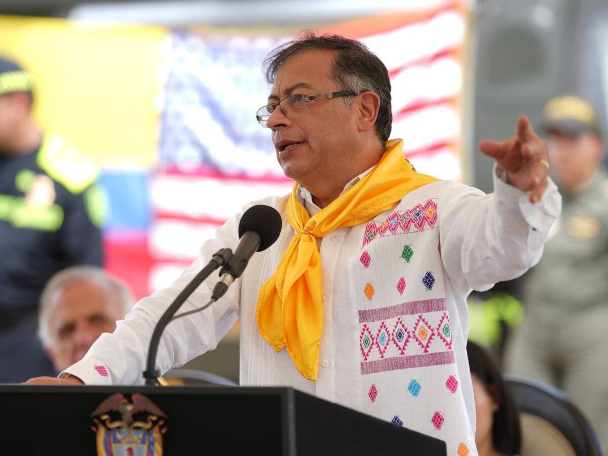 Propuesta de pagar a campesinos por no sembrar coca va en serio: iniciaría en enero