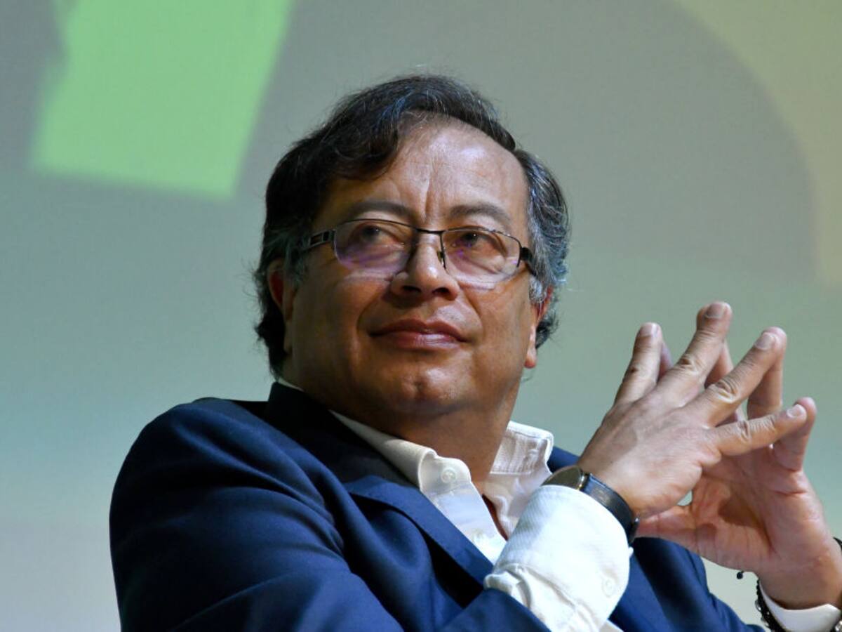 Llegó el momento de la paz: Gustavo Petro pide cese al fuego bilateral con el ELN