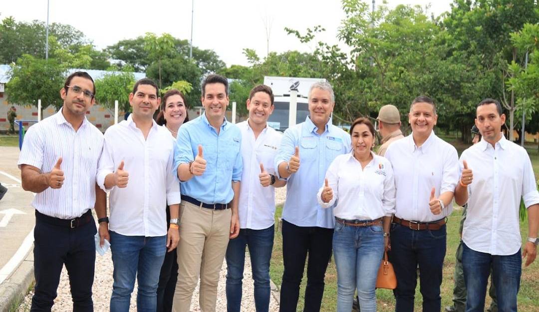 El Presidente Duque con el equipo de gobierno de Montería.